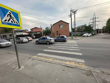 Автомобиль наехал на пешехода в Ростове