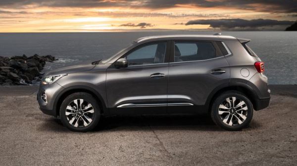 В России неожиданно подорожали четыре популярных кроссовера Chery. Сколько они стоят