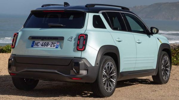 Кроссовер Renault 4 E-Tech готов к производству