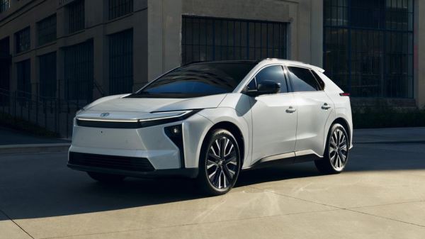 Toyota обновила и переименовала электрический bZ4X