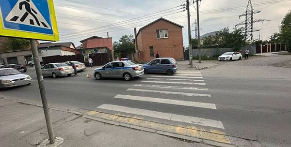 В Ростове автомобиль сбил 12-летнего подростка