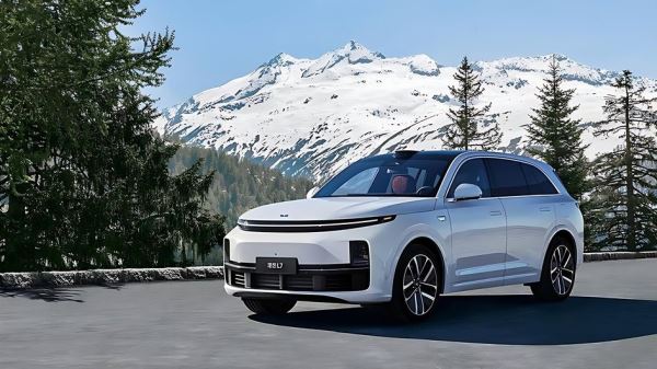 Средняя цена на новые гибридные авто снизилась на 600 тысяч рублей