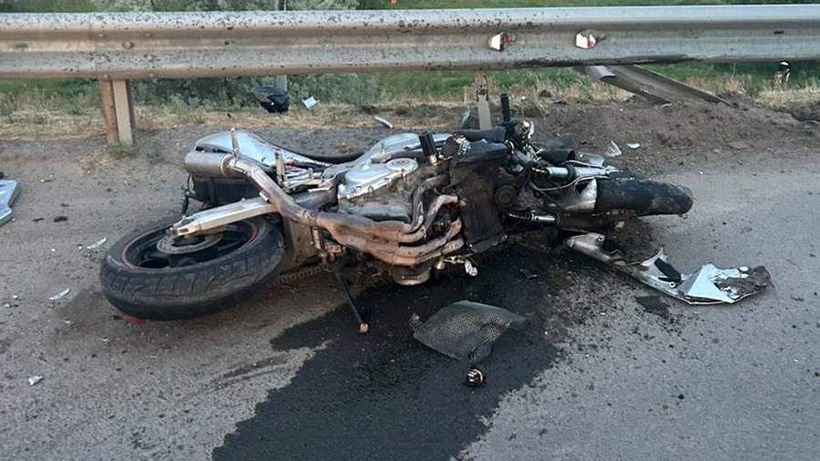 В результате ДТП в Ростовской области один человек погиб и еще один пострадал