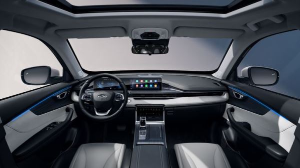 В России неожиданно подорожали четыре популярных кроссовера Chery. Сколько они стоят