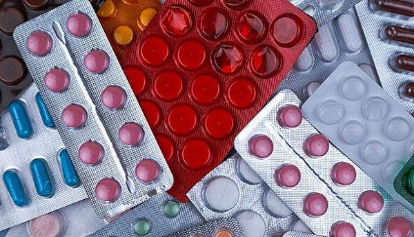 В Госдуме предложили отмечать опасные для водителей лекарства специальным знаком
