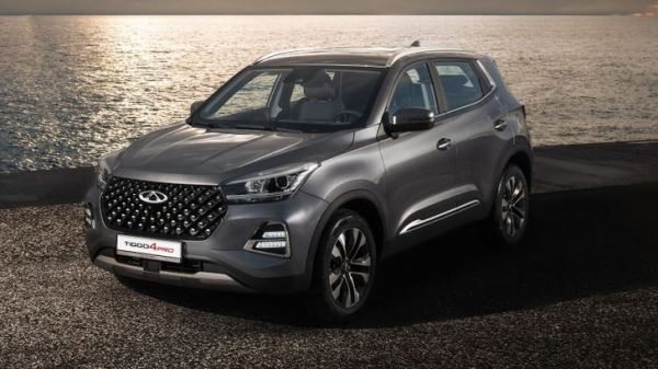 В России неожиданно подорожали четыре популярных кроссовера Chery. Сколько они стоят