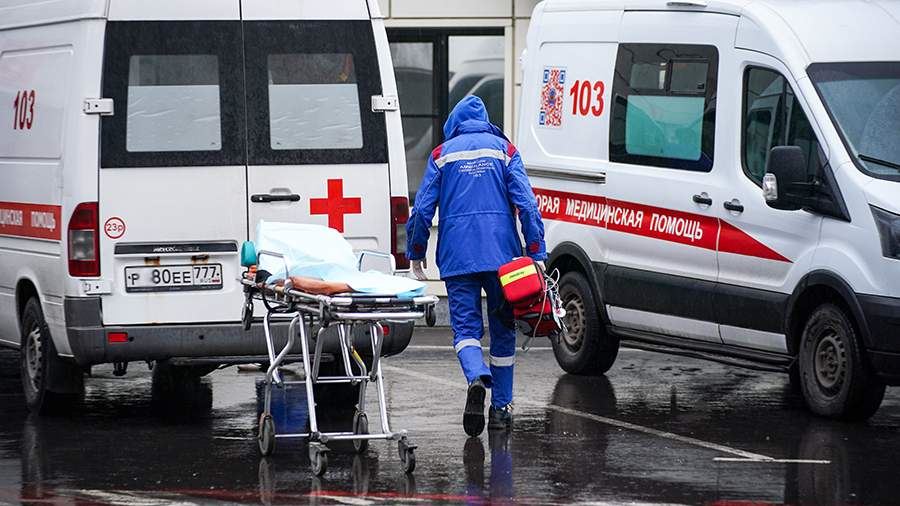 Мотоциклист насмерть сбил женщину на переходе на проспекте Вернадского в Москве