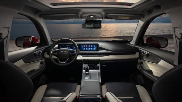 В России неожиданно подорожали четыре популярных кроссовера Chery. Сколько они стоят