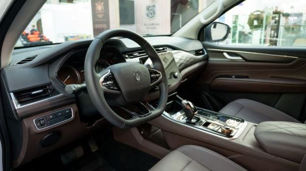 В России начнут продавать уникальный рамный автомобиль, у которого нет аналогов. Сколько он стоит