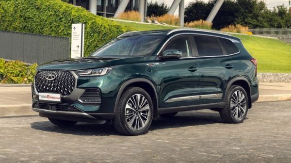 В России неожиданно подорожали четыре популярных кроссовера Chery. Сколько они стоят